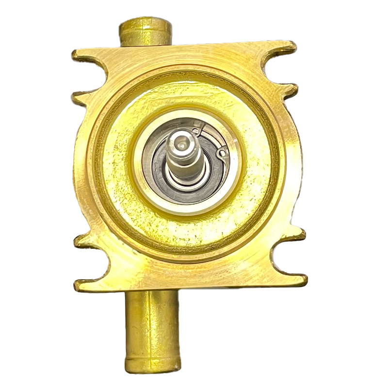 Sea Water Pump for Volvo Penta MD2030, MD2040, D1-30, D2-40 diesel engines